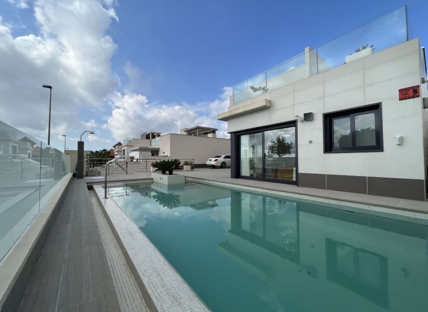 5 chambre Villa/Maison à vendre à San Miguel de Salinas avec piscine - 849 000 € (Ref: 9525484)