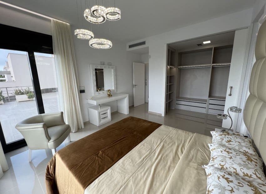 5 chambre Villa/Maison à vendre à San Miguel de Salinas avec piscine - 849 000 € (Ref: 9525484)