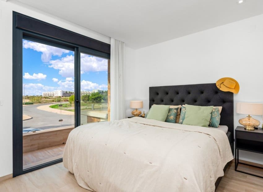 5 makuuhuone Huvila myytävänä paikassa Cabo Roig mukana uima-altaan - 829 000 € (Ref: 9525485)