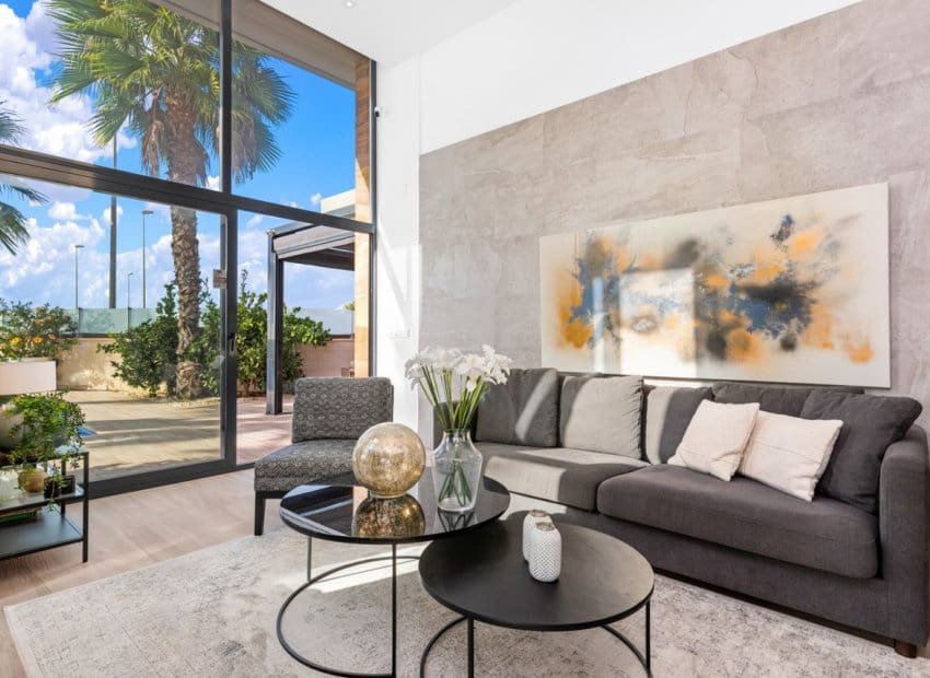 5 makuuhuone Huvila myytävänä paikassa Cabo Roig mukana uima-altaan - 829 000 € (Ref: 9525485)