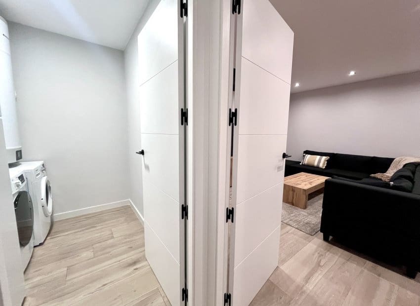 4 soverom Villa til salgs i Playa Flamenca med svømmebasseng - € 794 950 (Ref: 9525486)