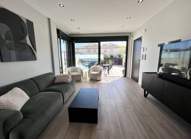 4 soverom Villa til salgs i Playa Flamenca, Orihuela med svømmebasseng - € 794 950 (Ref: 9525486)