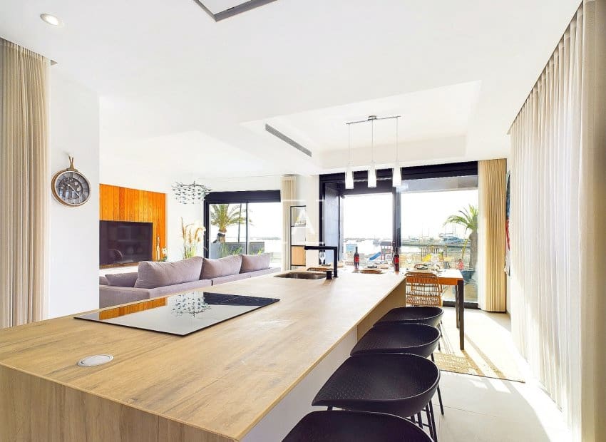 3 sypialnia Apartament przy plaży na sprzedaż w Lo Pagan - 595 000 € (Ref: 9525489)