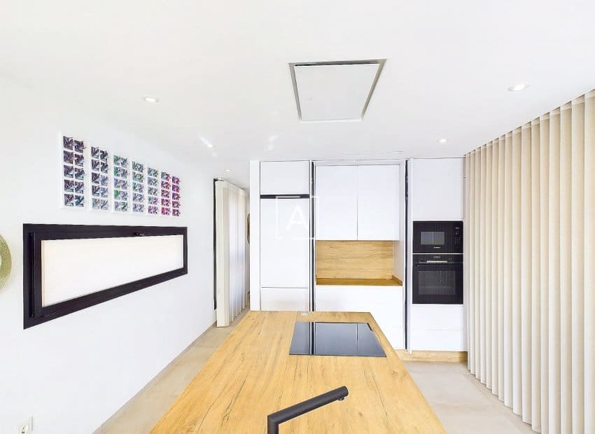 3 sypialnia Apartament przy plaży na sprzedaż w Lo Pagan - 595 000 € (Ref: 9525489)