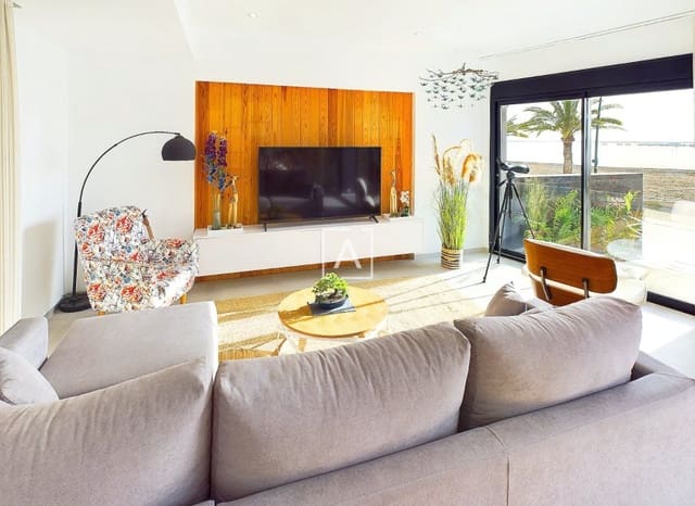 3 slaapkamer Strandappartement te koop in Lo Pagan, San Pedro del Pinatar - € 595.000 (Ref: 9525489)