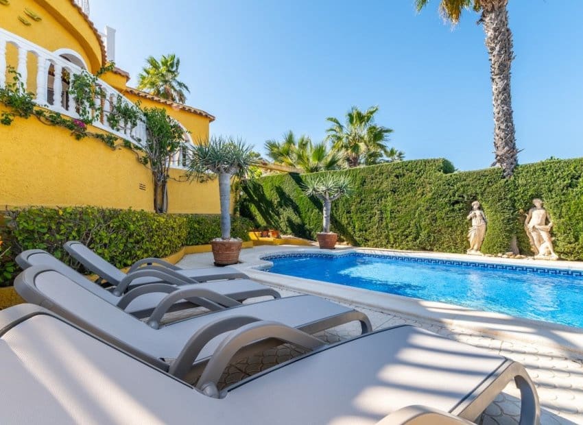 3 quarto Moradia para venda em Gran Alacant com piscina - 580 000 € (Ref: 9525490)