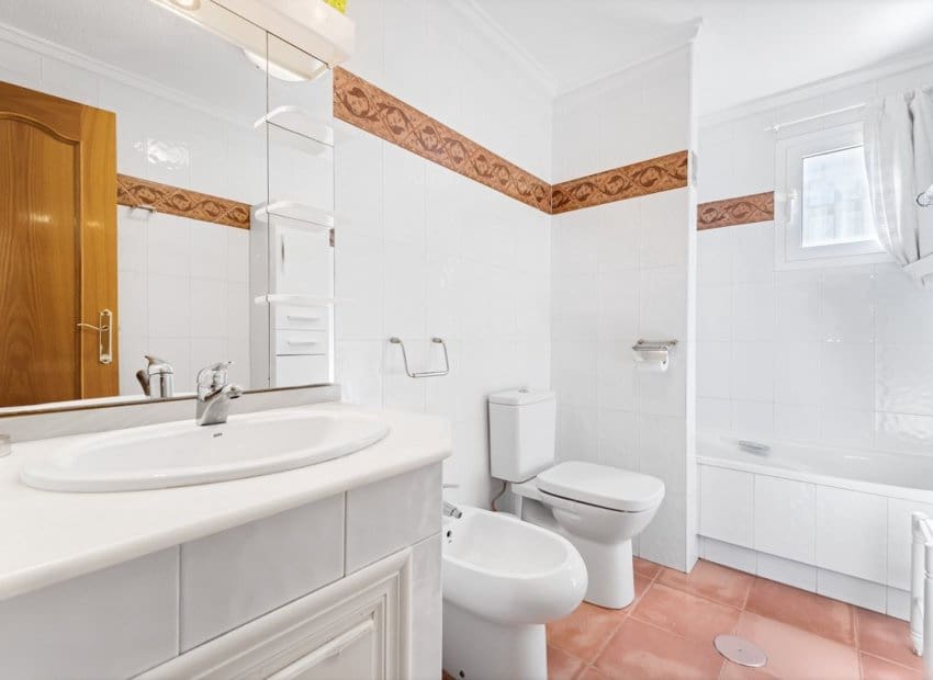 3 quarto Moradia para venda em Gran Alacant com piscina - 580 000 € (Ref: 9525490)