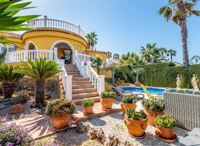 3 quarto Moradia para venda em Gran Alacant com piscina - 580 000 € (Ref: 9525490)