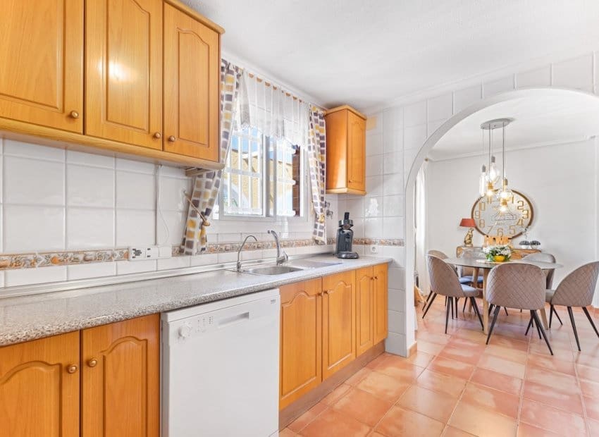 3 quarto Moradia para venda em Gran Alacant com piscina - 580 000 € (Ref: 9525490)