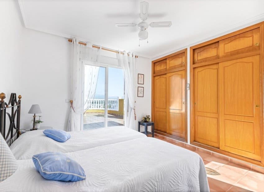 3 quarto Moradia para venda em Gran Alacant com piscina - 580 000 € (Ref: 9525490)