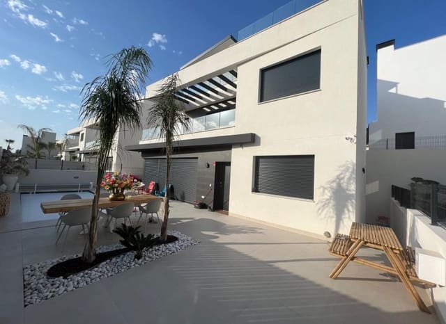 5 bedroom Villa for sale in Algorfa with pool - € 575,000 (Ref: 9525491)