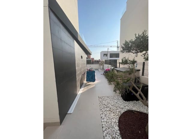 5 bedroom Villa for sale in Algorfa with pool - € 575,000 (Ref: 9525491)