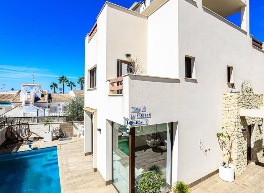 3 chambre Villa/Maison à vendre à Ciudad Quesada avec piscine - 550 000 € (Ref: 9525492)