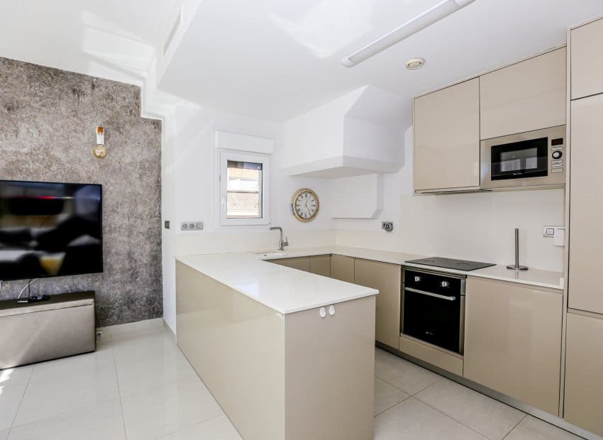 3 chambre Villa/Maison à vendre à Ciudad Quesada avec piscine - 550 000 € (Ref: 9525492)