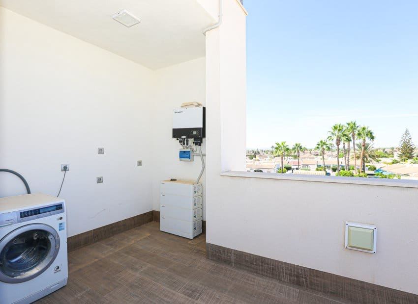 3 chambre Villa/Maison à vendre à Ciudad Quesada avec piscine - 550 000 € (Ref: 9525492)