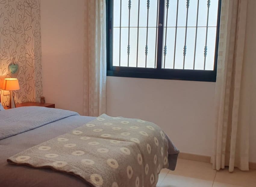 4 bedroom Villa for sale in Dona Pepa with pool - € 520,000 (Ref: 9525493)