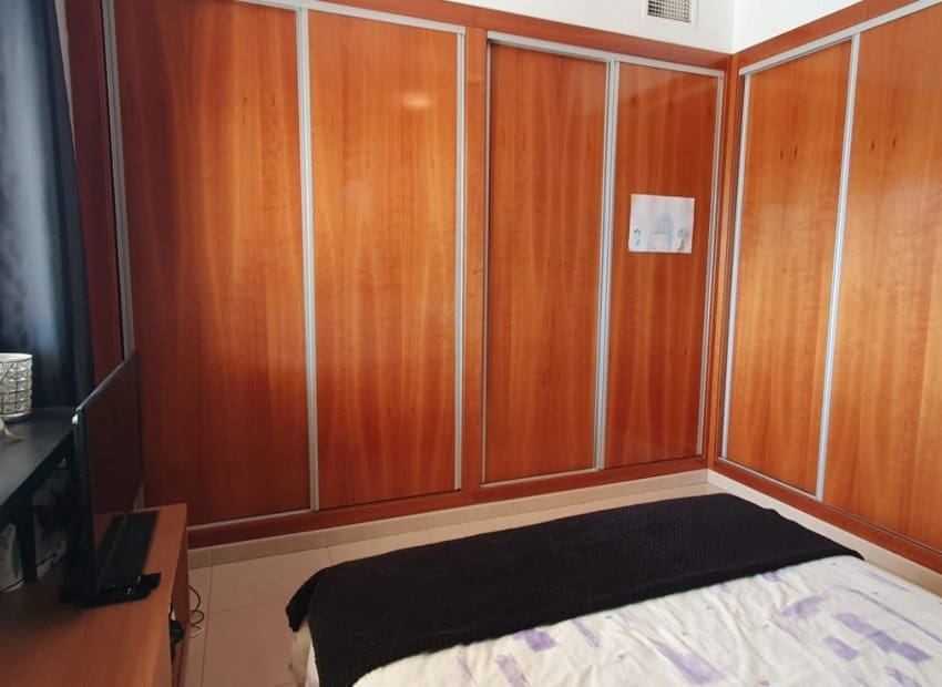 4 bedroom Villa for sale in Dona Pepa with pool - € 520,000 (Ref: 9525493)