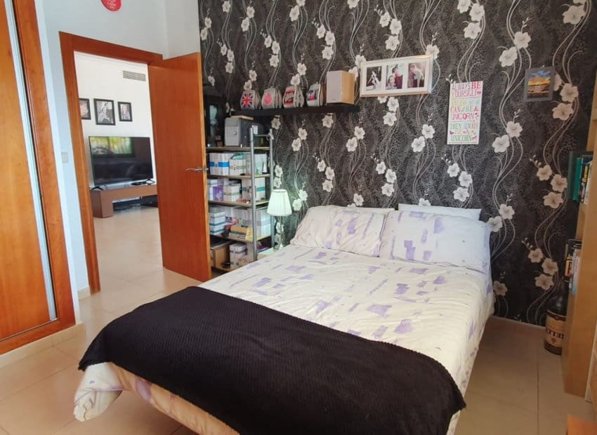 4 bedroom Villa for sale in Dona Pepa with pool - € 520,000 (Ref: 9525493)