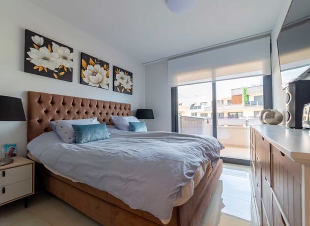 3 Zimmer Apartment zu verkaufen in Playa Flamenca, Orihuela mit Pool - 475.000 € (Ref: 9525495)