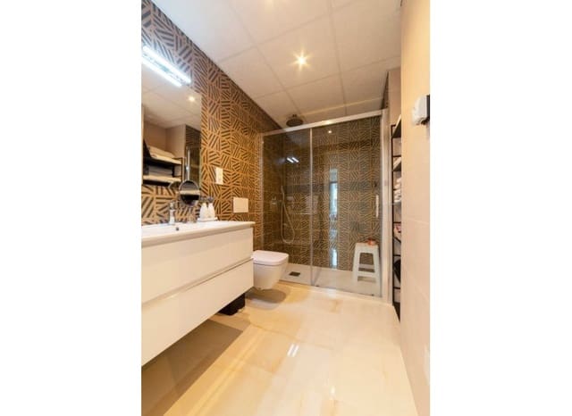 3 Zimmer Apartment zu verkaufen in Playa Flamenca, Orihuela mit Pool - 475.000 € (Ref: 9525495)