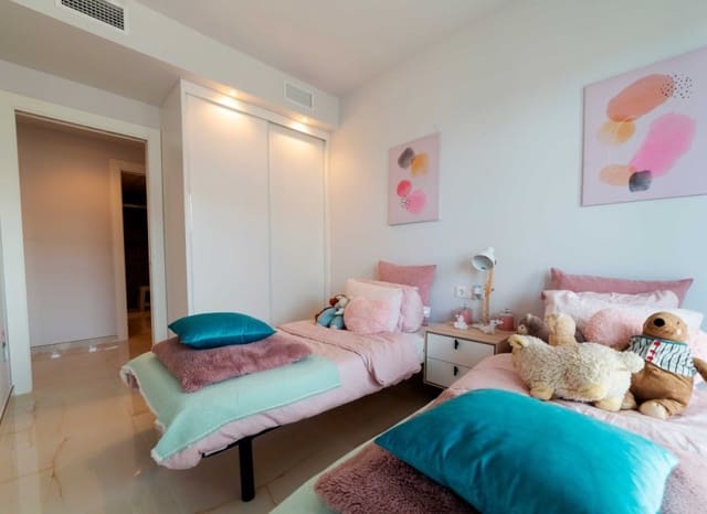 3 Zimmer Apartment zu verkaufen in Playa Flamenca, Orihuela mit Pool - 475.000 € (Ref: 9525495)