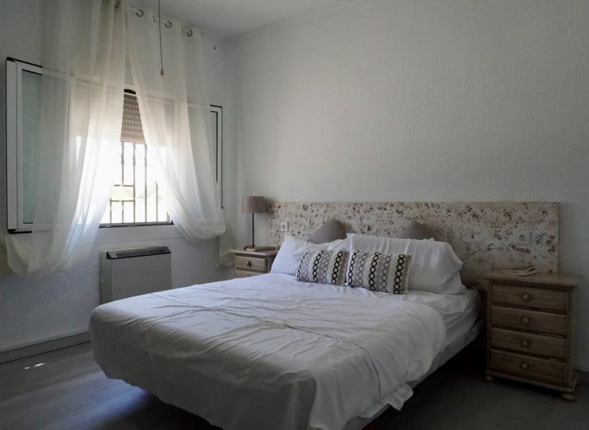 5 bedroom Villa for sale in Ciudad Quesada with pool - € 458,000 (Ref: 9525496)