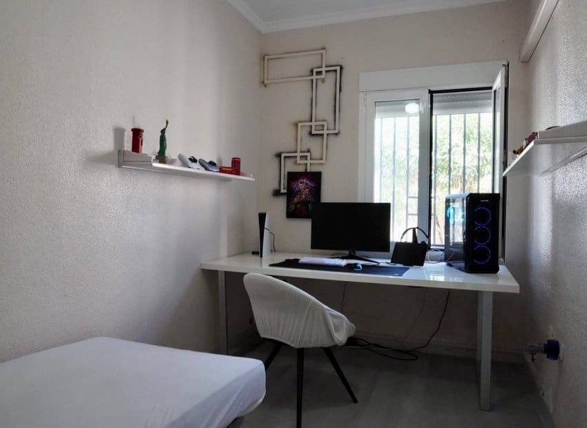 5 bedroom Villa for sale in Ciudad Quesada with pool - € 458,000 (Ref: 9525496)