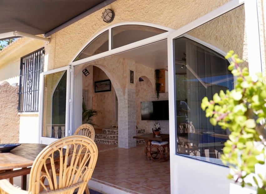 5 bedroom Villa for sale in Ciudad Quesada with pool - € 458,000 (Ref: 9525496)