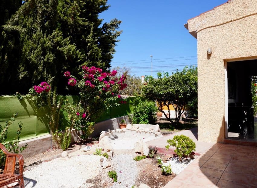 5 bedroom Villa for sale in Ciudad Quesada with pool - € 458,000 (Ref: 9525496)