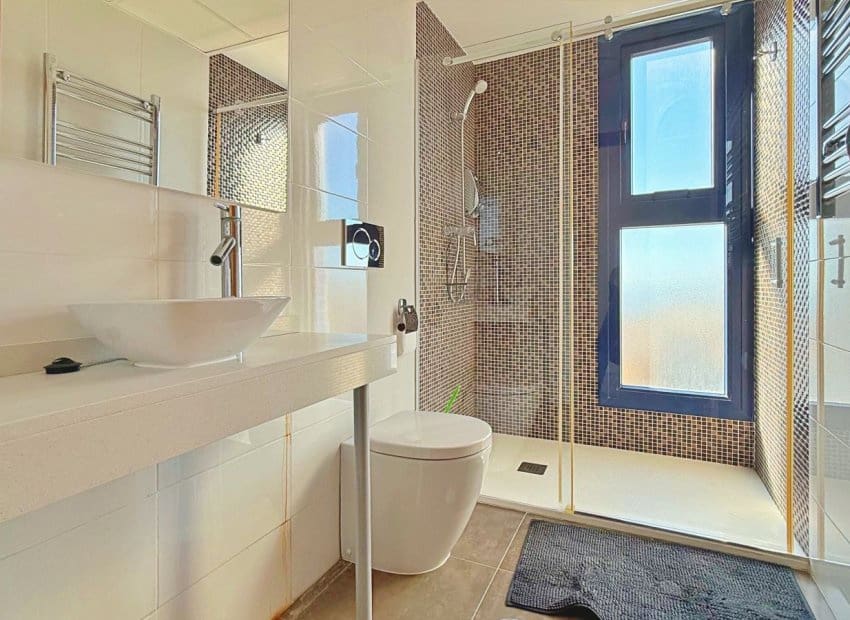 2 bedroom Apartment for sale in Punta Prima - € 715,000 (Ref: 9528366)