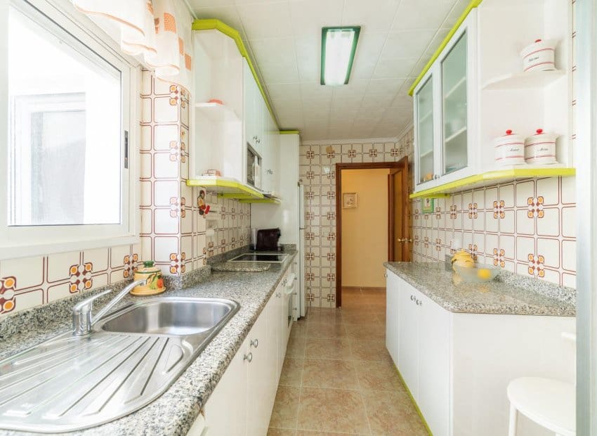 2 soverom Penthouse til salgs i Torrevieja - € 155 000 (Ref: 9528612)