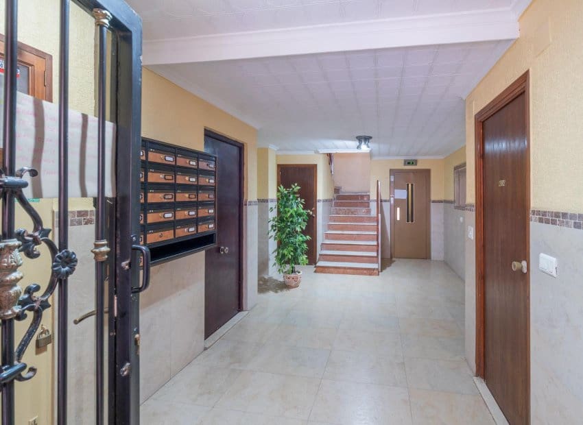 2 soverom Penthouse til salgs i Torrevieja - € 155 000 (Ref: 9528612)