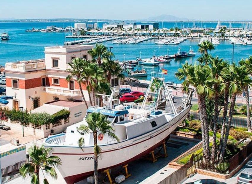 3 soveværelse Lejlighed til salg i Santa Pola med swimmingpool - € 495.000 (Ref: 9528626)