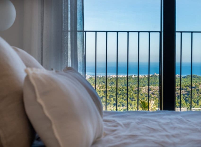 Chalet de 3 habitaciones en Polop en venta con piscina - 470.000 € (Ref: 9528632)