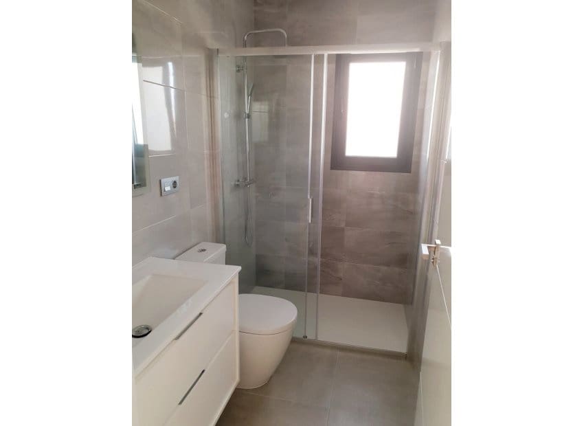 Chalet de 3 habitaciones en Pinar de Campoverde en venta con piscina - 422.500 € (Ref: 9528638)