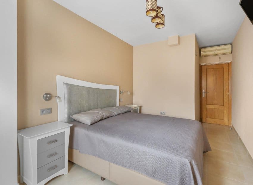 4 soveværelse Lejlighed til salg i Torrevieja - € 199.900 (Ref: 9539083)