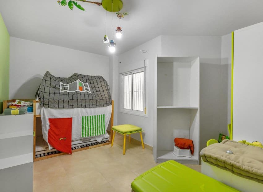 4 soveværelse Lejlighed til salg i Torrevieja - € 199.900 (Ref: 9539083)