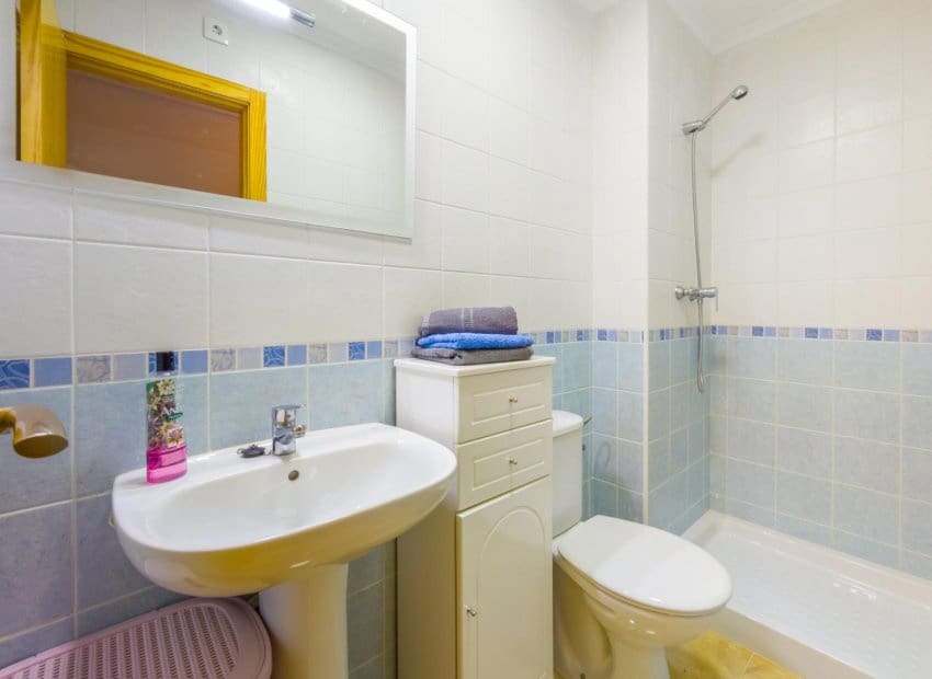 2 makuuhuone Huoneisto myytävänä paikassa Torrevieja - 140 000 € (Ref: 9539084)