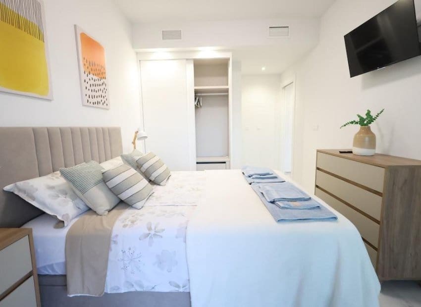 2 soverom Leilighet til salgs i Orihuela Costa med svømmebasseng - € 368 000 (Ref: 9539638)