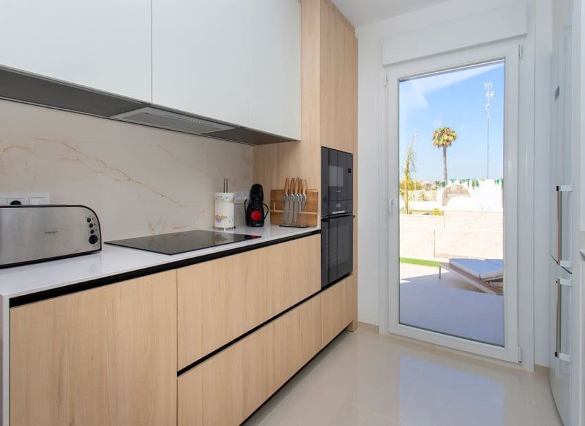 2 soveværelse Lejlighed til salg i Ciudad Quesada med swimmingpool - € 349.500 (Ref: 9539641)