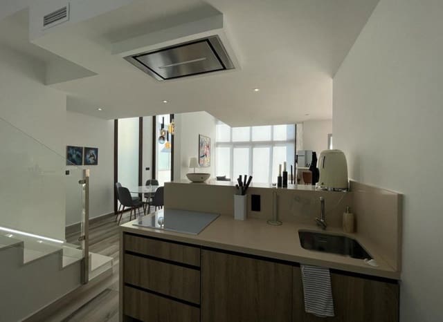 3 soverom Villa til salgs i Torrevieja med svømmebasseng - € 489 000 (Ref: 9539650)