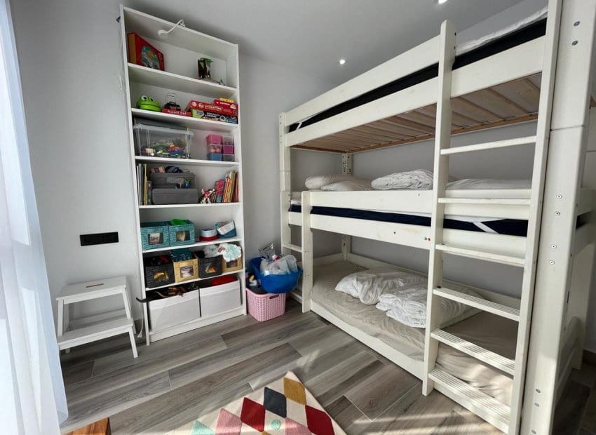 3 soverom Villa til salgs i Torrevieja med svømmebasseng - € 489 000 (Ref: 9539650)