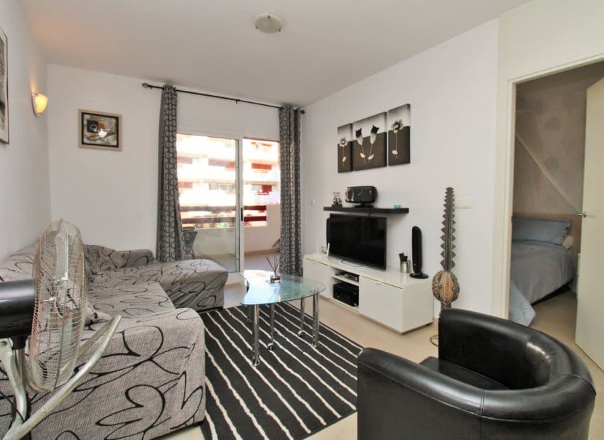 2 chambre Appartement à vendre à Playa Flamenca avec piscine - 169 950 € (Ref: 9539661)