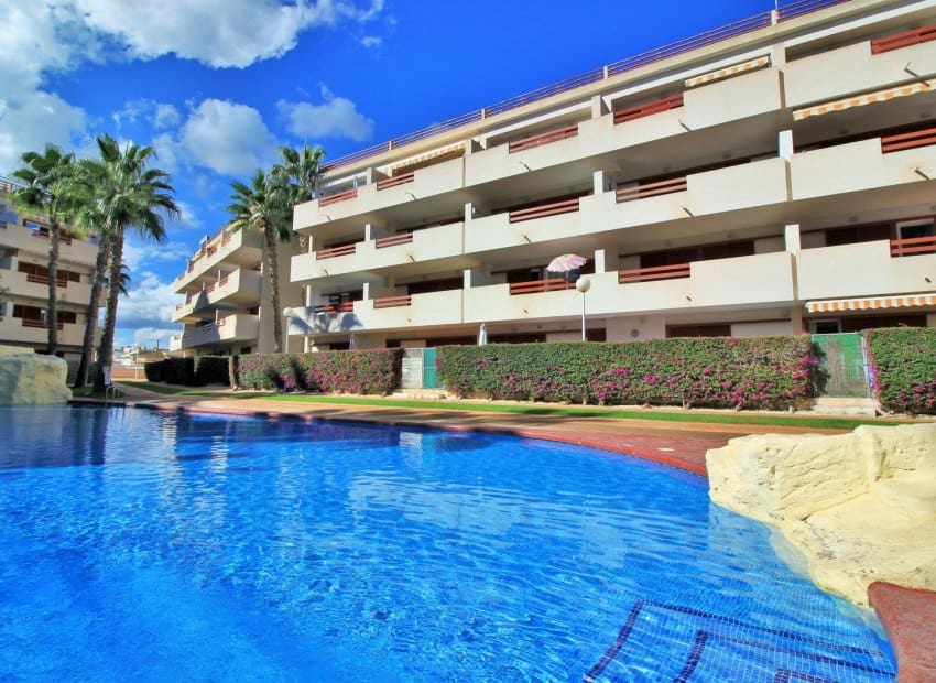 2 chambre Appartement à vendre à Playa Flamenca avec piscine - 169 950 € (Ref: 9539661)