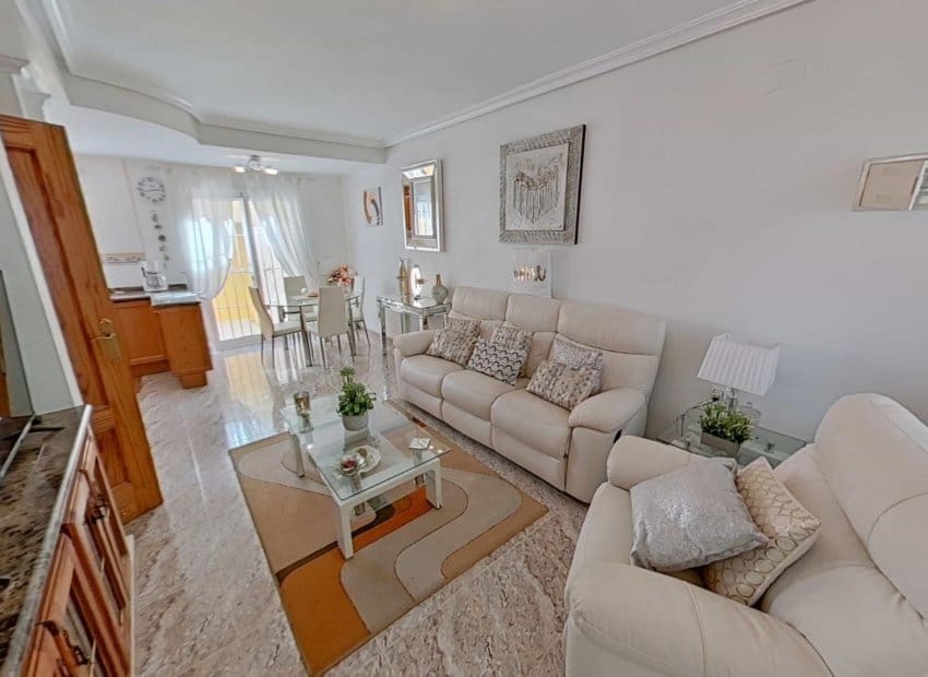 2 soveværelse Rækkehus til salg i La Regia med swimmingpool - € 225.000 (Ref: 9539662)