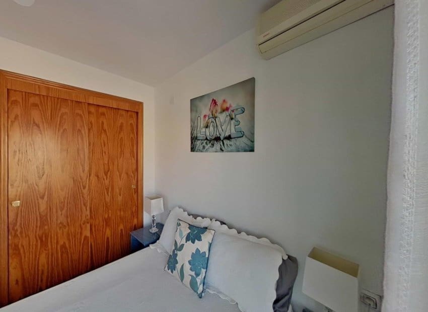 2 soveværelse Rækkehus til salg i La Regia med swimmingpool - € 225.000 (Ref: 9539662)