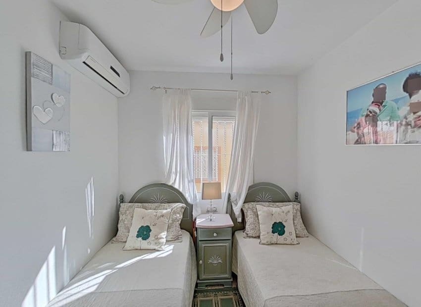 2 soveværelse Rækkehus til salg i La Regia med swimmingpool - € 225.000 (Ref: 9539662)