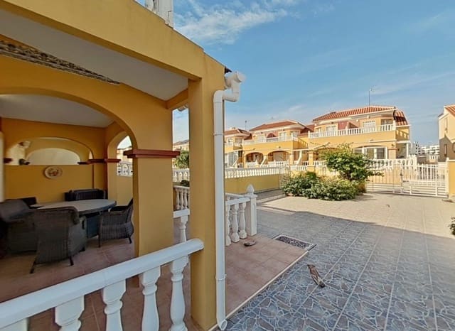 2 soveværelse Rækkehus til salg i La Regia, Orihuela med swimmingpool - € 225.000 (Ref: 9539662)