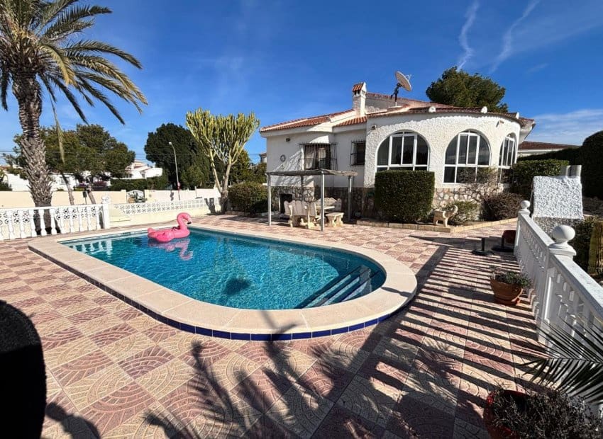 4 camera da letto Villa in vendita in Ciudad Quesada con piscina - 435.000 € (Rif: 9539663)