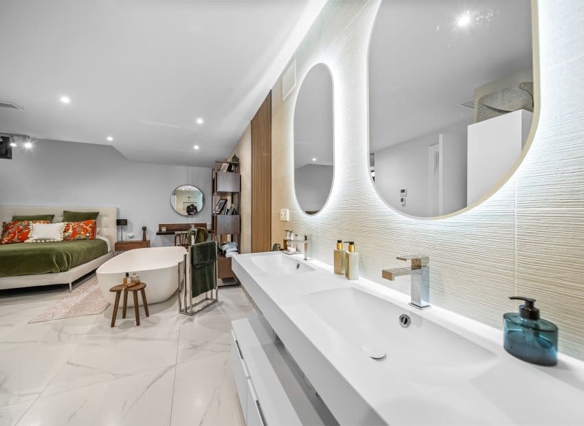 4 slaapkamer Villa te koop in Orihuela Costa met zwembad - € 695.000 (Ref: 9539665)